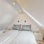 Apartamento Urgemuetliche Maisonnette Mit Klimaanlage By Interhome Bielefeld