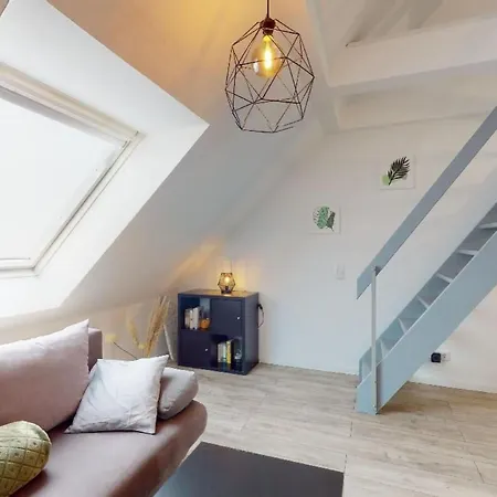Urgemuetliche Maisonnette Mit Klimaanlage By Interhome Apartmán