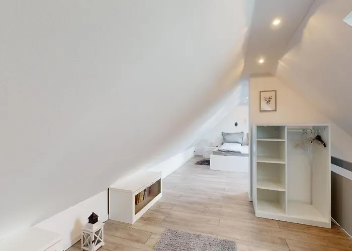 Urgemuetliche Maisonnette Mit Klimaanlage By Interhome Apartmán Bielefeld